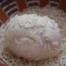 Eggs in rice